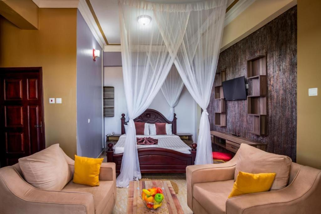 Keba Xpress Hotel - Entebbe Esterno foto